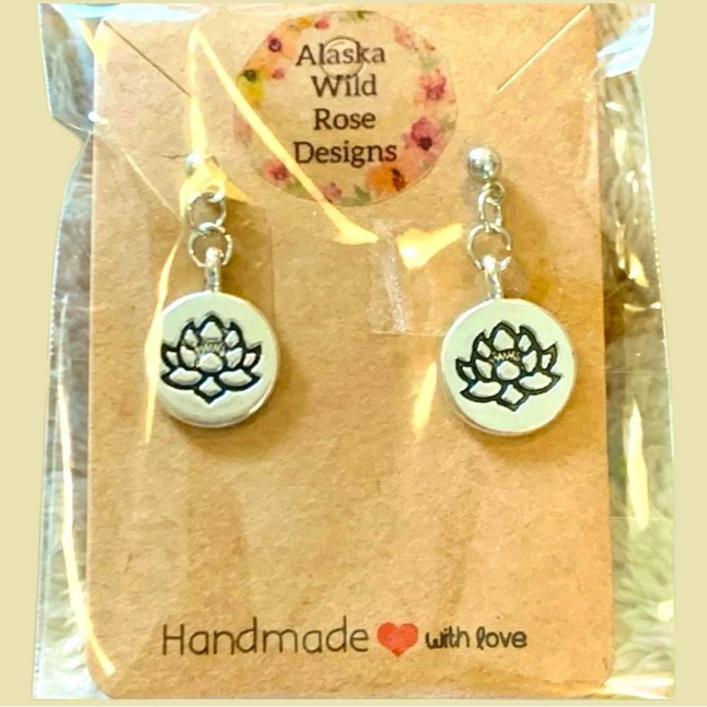 Lotus Flower Silver Earrings with Vintage Charm
